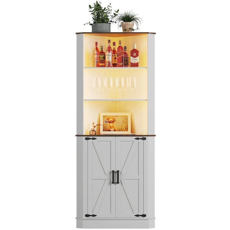 Meuble d'angle haut de rangement avec lumières LED, étagères ouvertes et porte coulissante style grange, blanc
