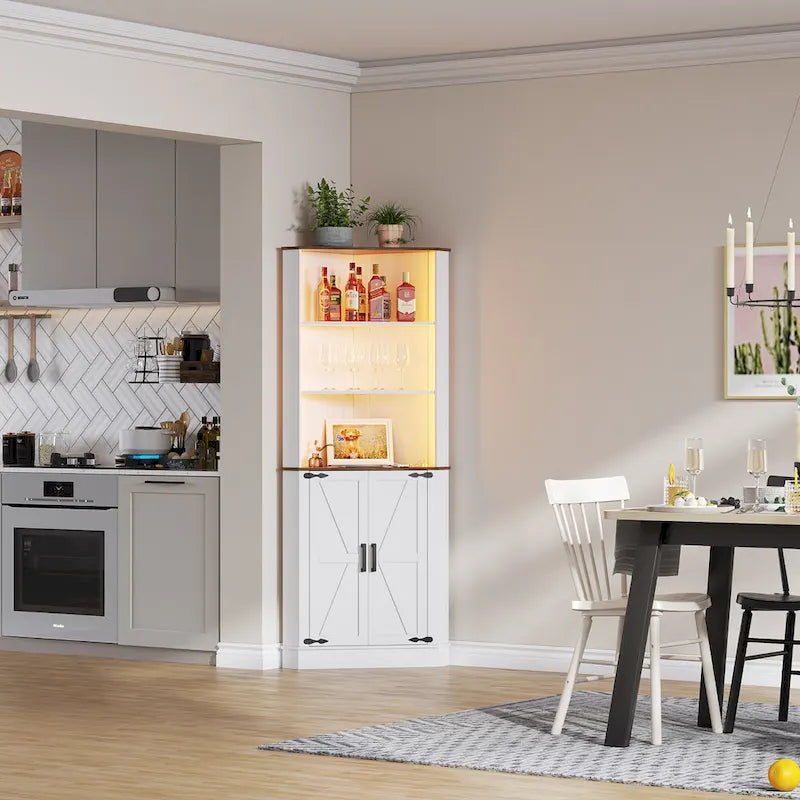 Meuble d'angle haut de rangement avec lumières LED, étagères ouvertes et porte coulissante style grange, blanc