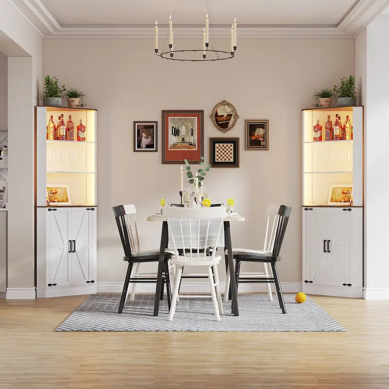 Meuble d'angle haut de rangement avec lumières LED, étagères ouvertes et porte coulissante style grange, blanc
