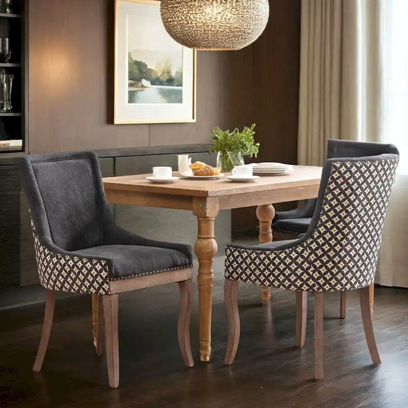 Chaise de salle à manger capitonnée à dossier haut, clous décoratifs bronze, pieds en bois massif, noire