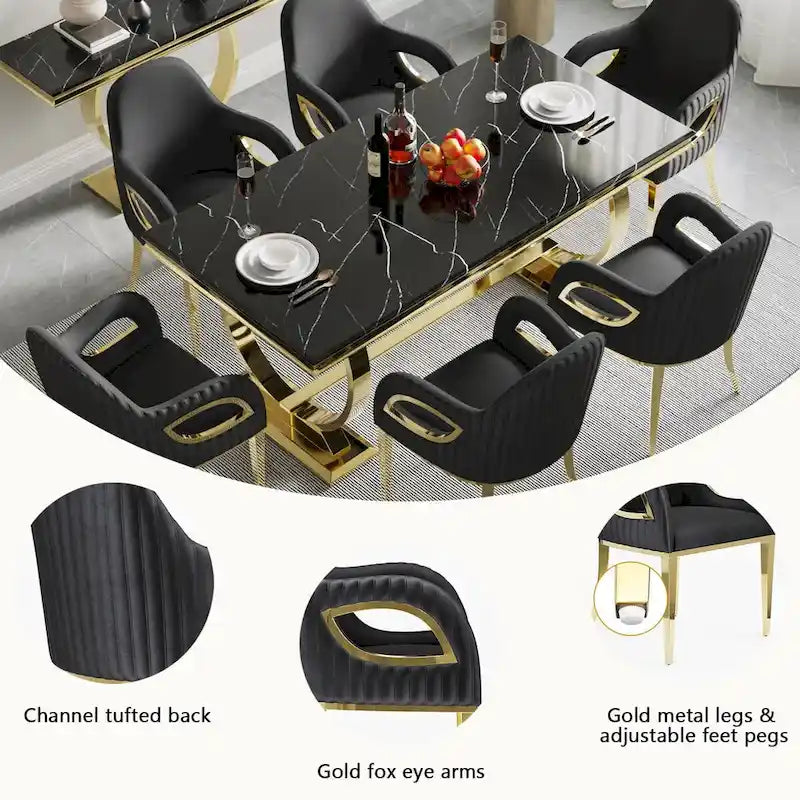 Fauteuil rembourré en velours noir avec accoudoirs dorés découpés