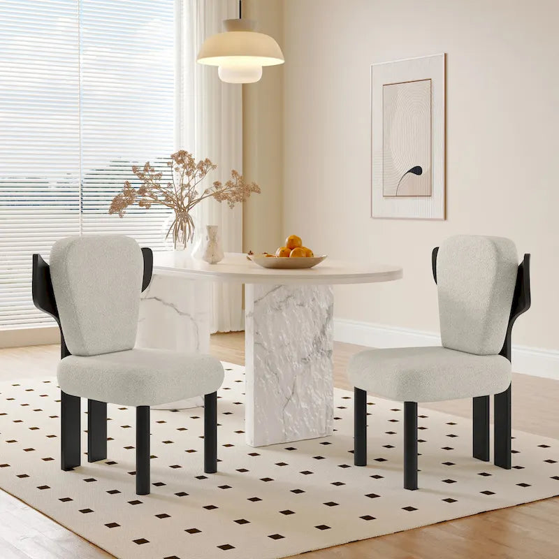 Chaise de salle à manger capitonnée en tissu peluche Wingback avec pieds en bois massif