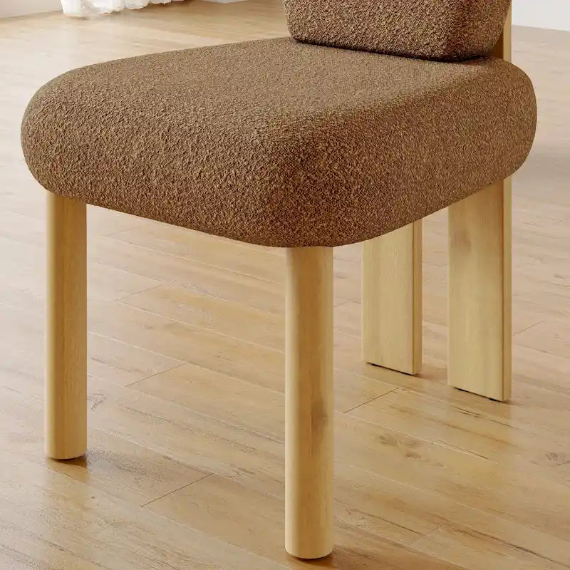 Chaise de salle à manger capitonnée en tissu peluche Wingback avec pieds en bois massif